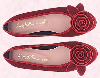 *<<������� 2017>>* Marilyn red sued